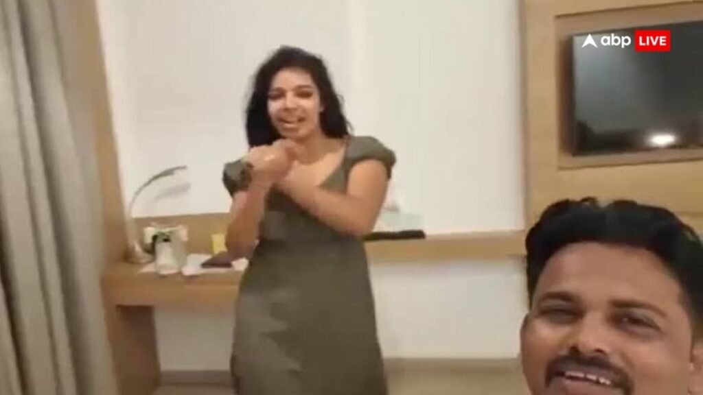 ‘ऐ-साहब-ये-ठीक-नहीं’,-पत्नी-ने-प्रेमी-के-साथ-वीडियो-बनाकर-पति-को-भेजा,-शख्स-ने-की-आत्महत्या